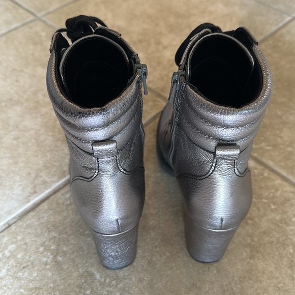 🌟Host Pick✨Naturalizer- Callie 2 Pewter EUC - Picture 4 of 11